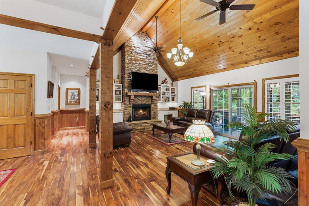 159 Apple Blossom Road, Blairsville GA 30512 - Photo