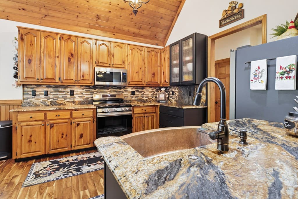 159 Apple Blossom Road, Blairsville GA 30512 - Photo