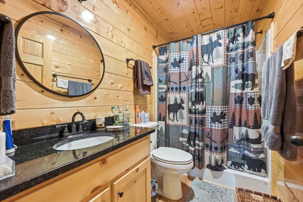 305 Woodcrest Drive, Murphy NC 28906 - Photo
