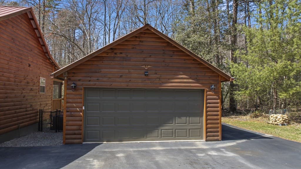 305 Woodcrest Drive, Murphy NC 28906 - Photo