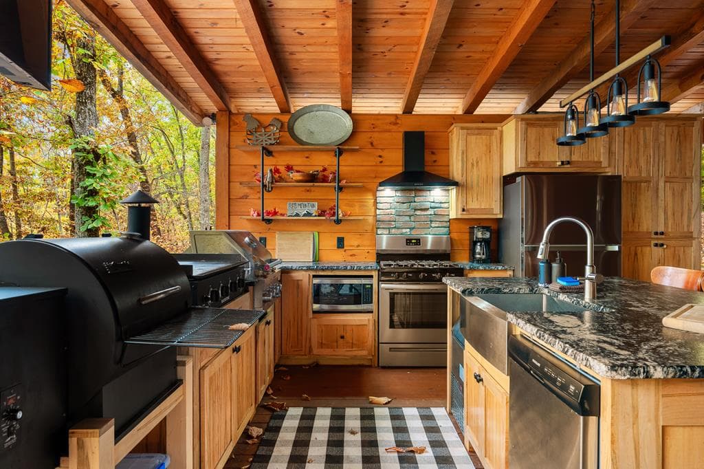 218 Mattie Mitchell Road, Morganton GA 30560 - Photo