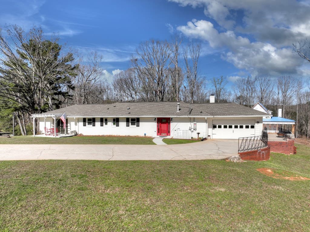 5383 Whitmire Drive, Gainesville GA 30504 - Photo