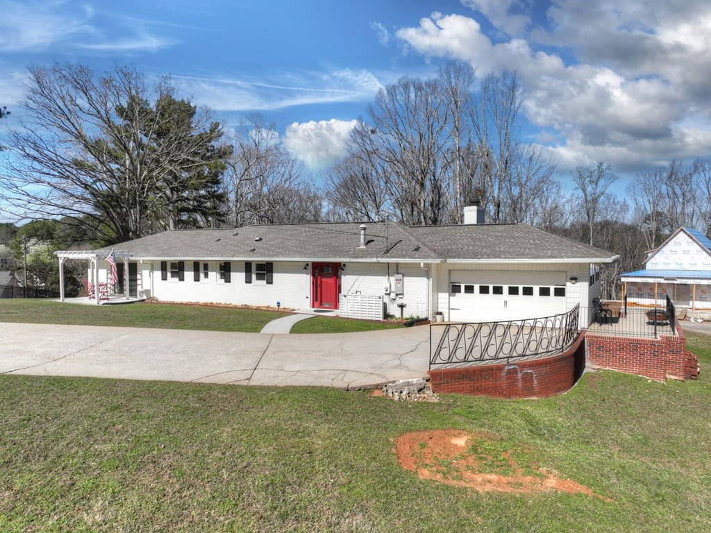 5383 Whitmire Drive, Gainesville GA 30504 - Photo