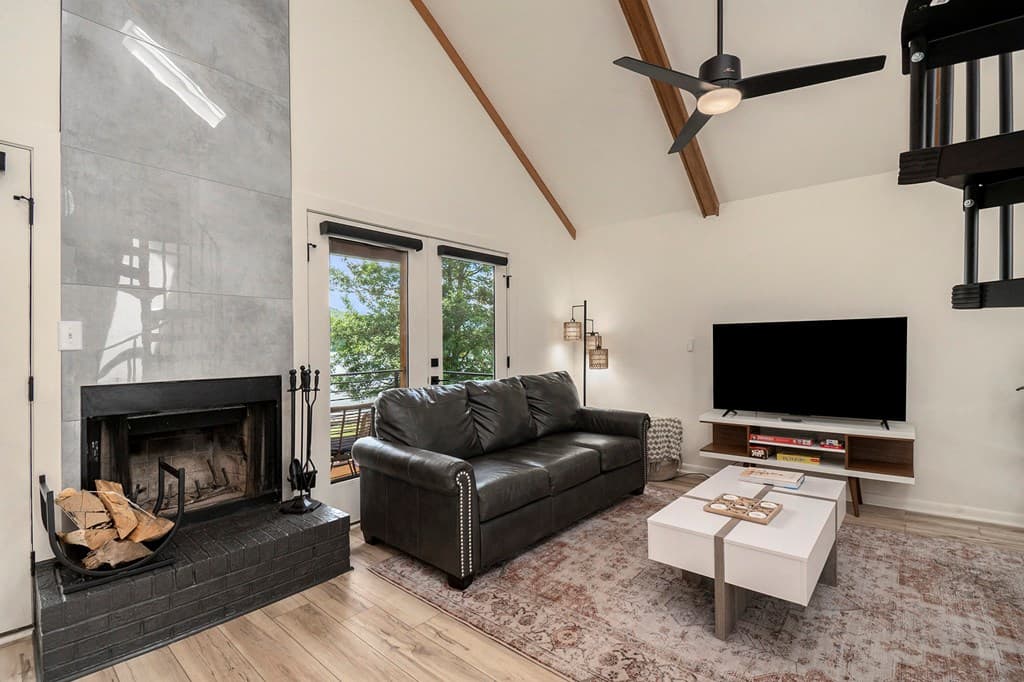 834 Lower Bell Creek Road, Hiawassee GA 30546 - Photo