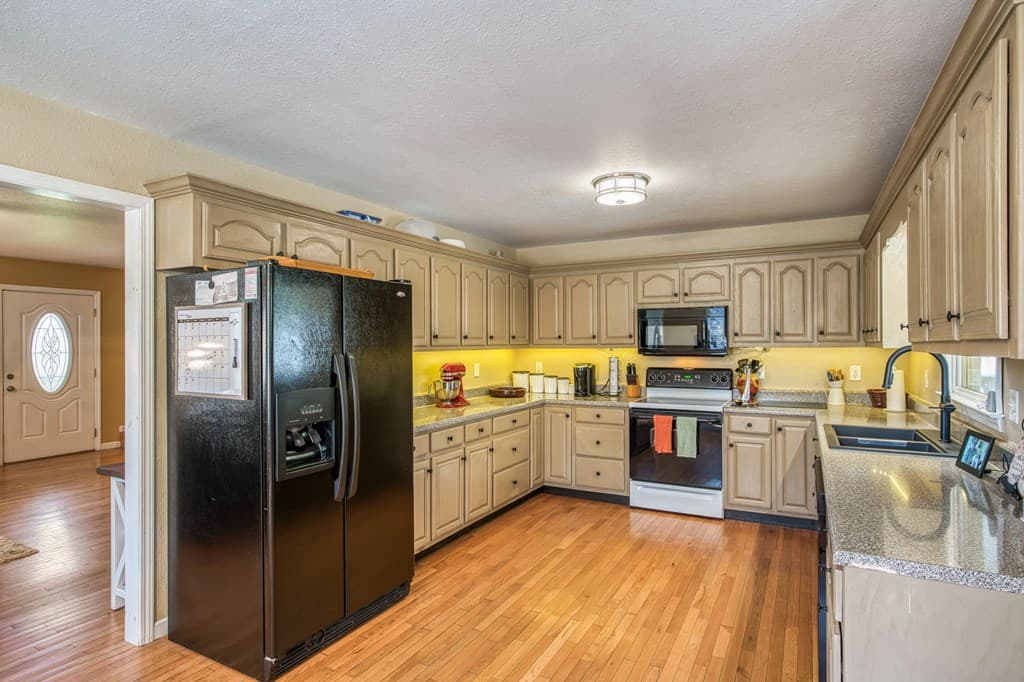 80 Pine Grove Drive, Blue Ridge GA 30513 - Photo