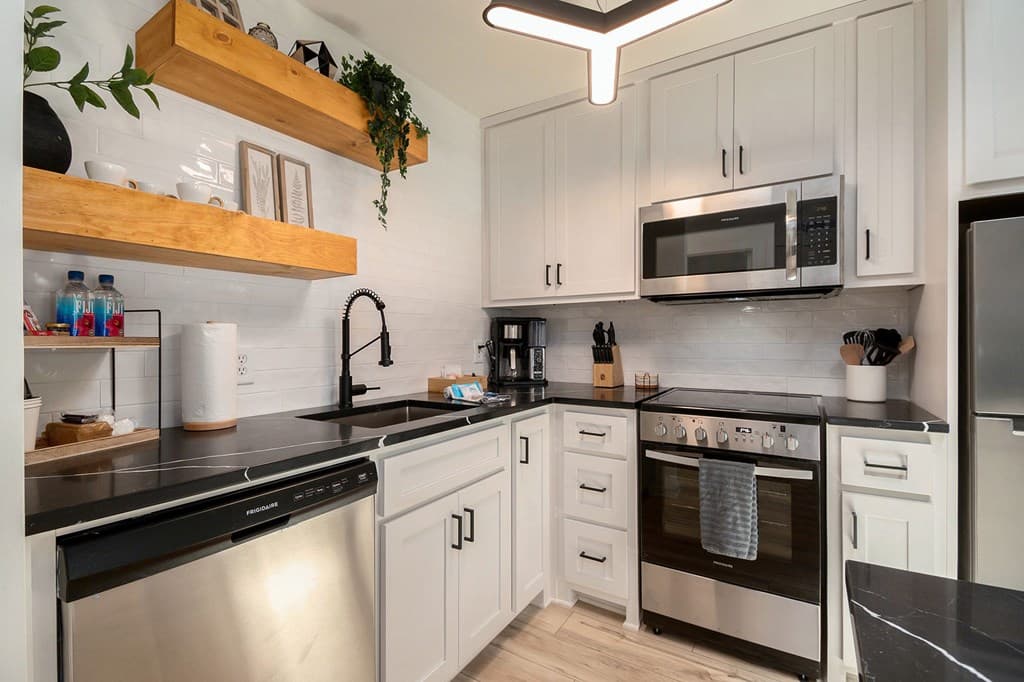 834 Lower Bell Creek Road, Hiawassee GA 30546 - Photo