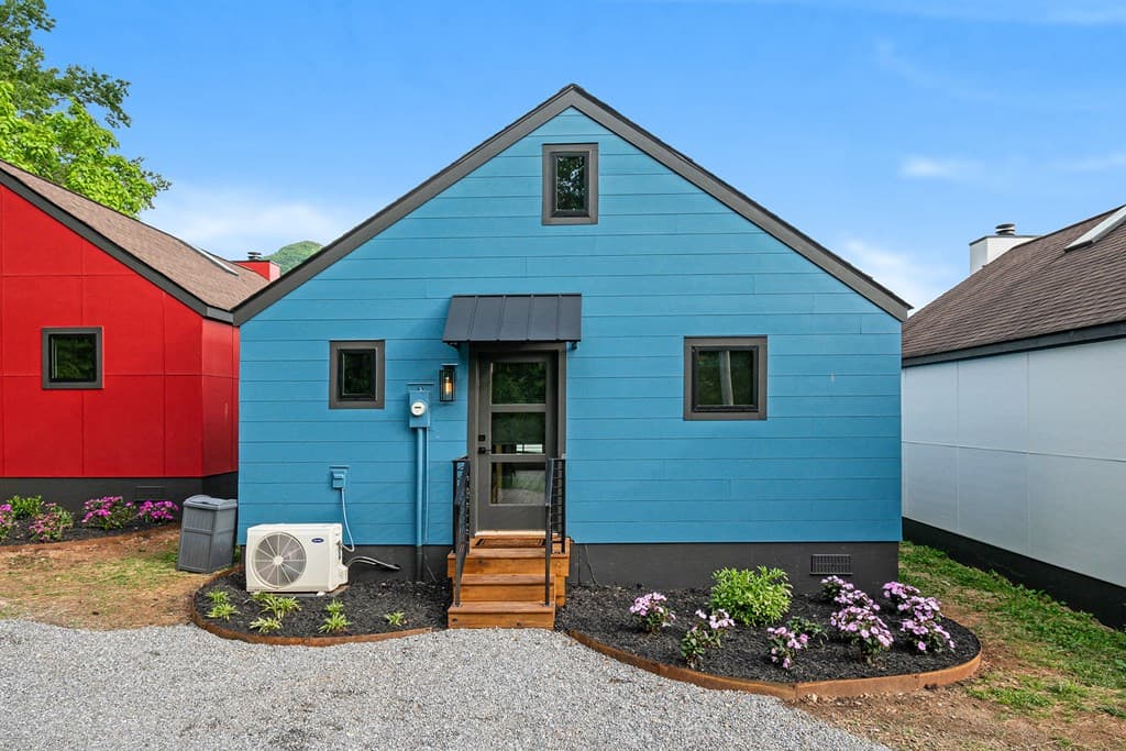 834 Lower Bell Creek Road, Hiawassee GA 30546 - Photo