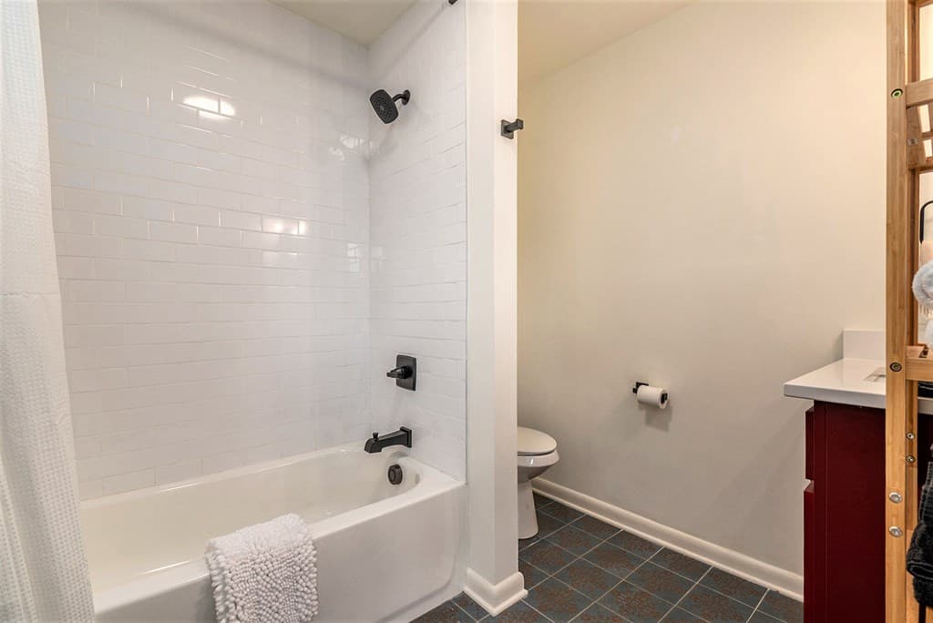 834 Lower Bell Creek Road, Hiawassee GA 30546 - Photo