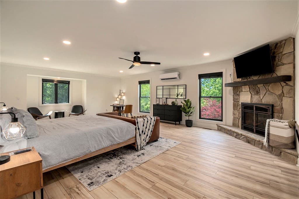 834 Lower Bell Creek Road, Hiawassee GA 30546 - Photo
