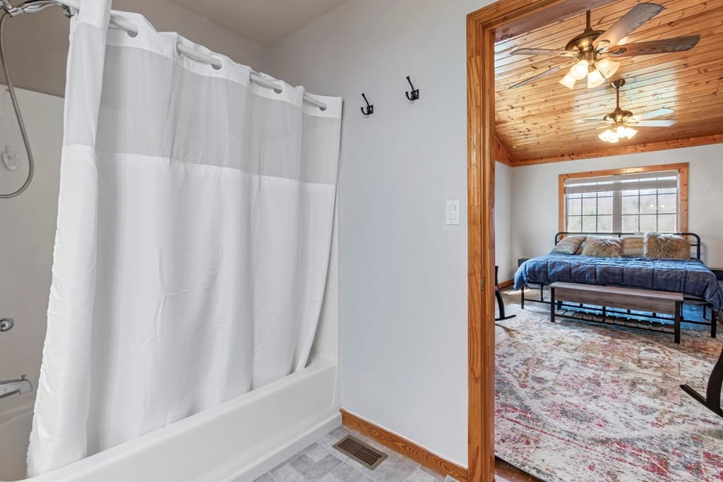 204 Fortenberry Creek Road, Blairsville GA 30512 - Photo