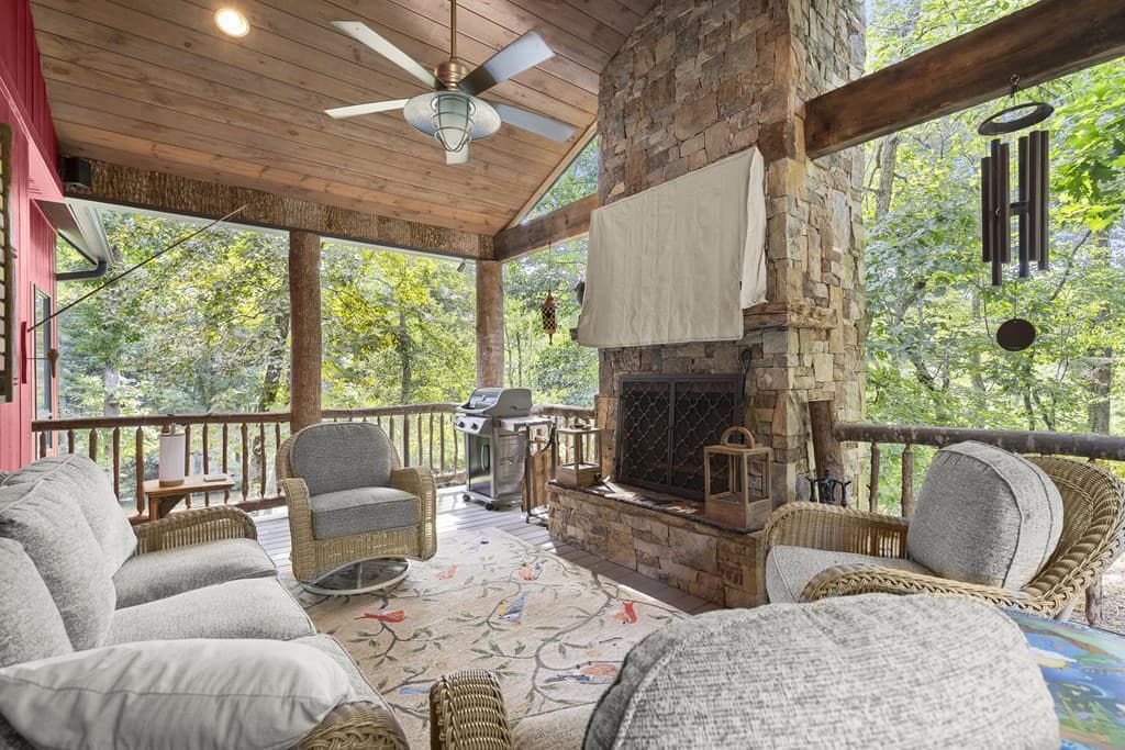 530 Burleson Road, Ellijay GA 30536 - Photo