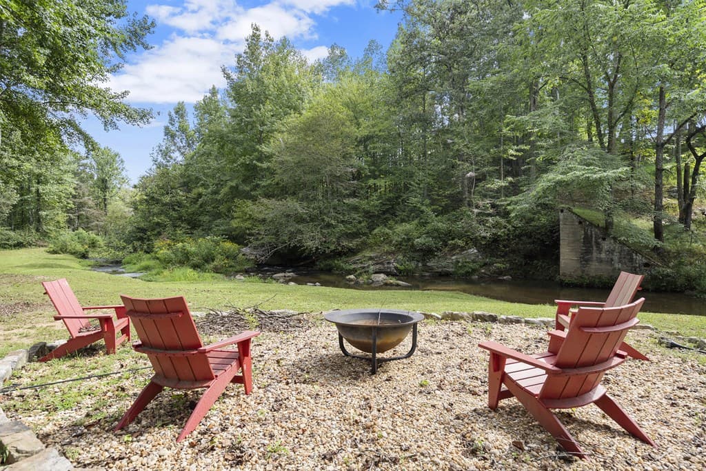 530 Burleson Road, Ellijay GA 30536 - Photo