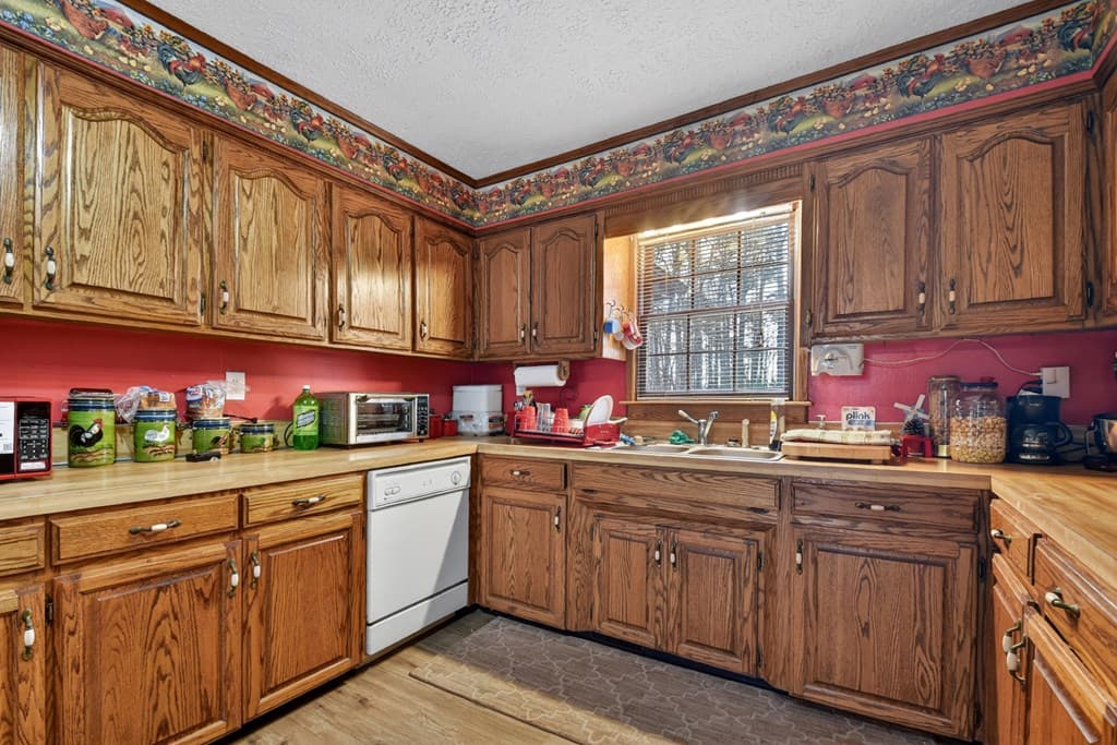 788 Lake Forest Drive, Blue Ridge GA 30513 - Photo