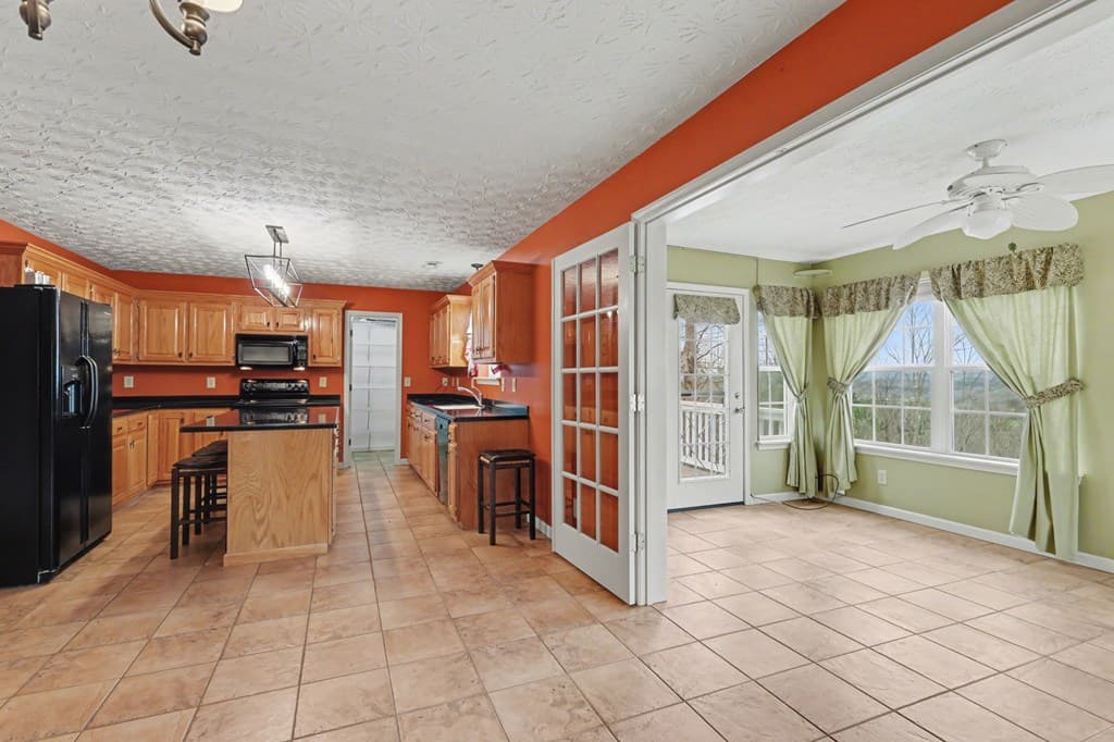 368 Sierra Springs Drive, Murphy NC 28906 - Photo