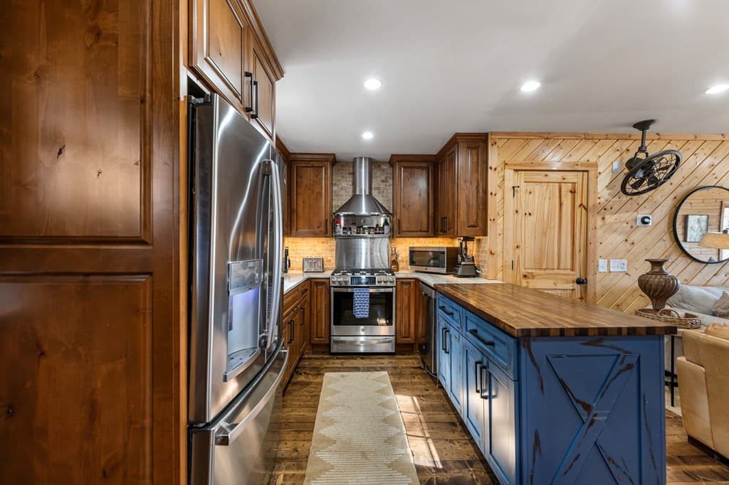 240 Mountain View Court, Ellijay GA 30536 - Photo