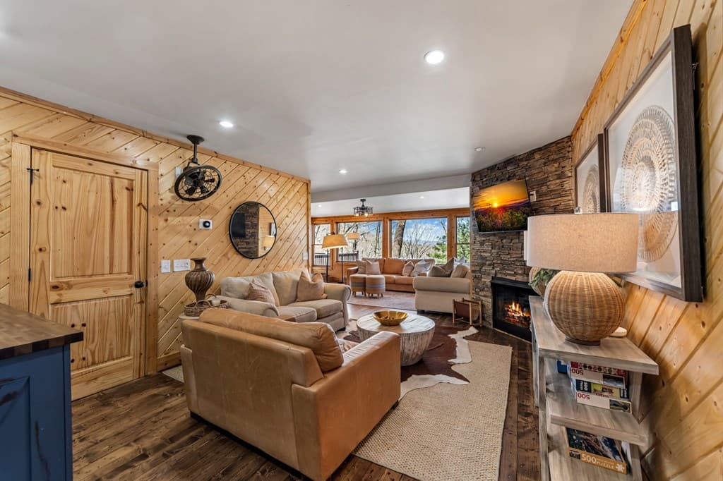 240 Mountain View Court, Ellijay GA 30536 - Photo