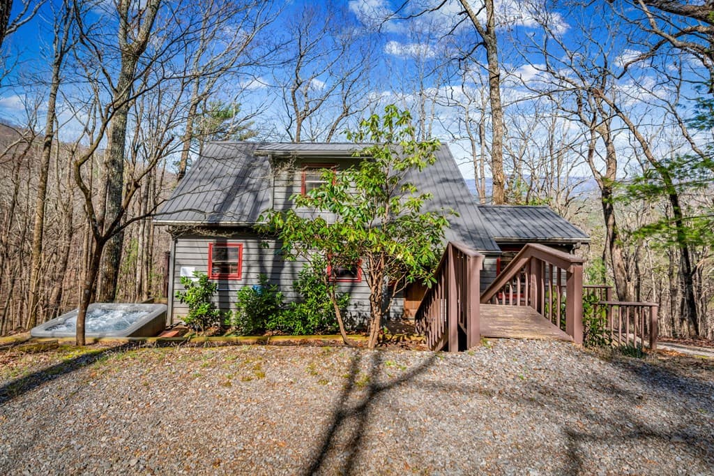 240 Mountain View Court, Ellijay GA 30536 - Photo