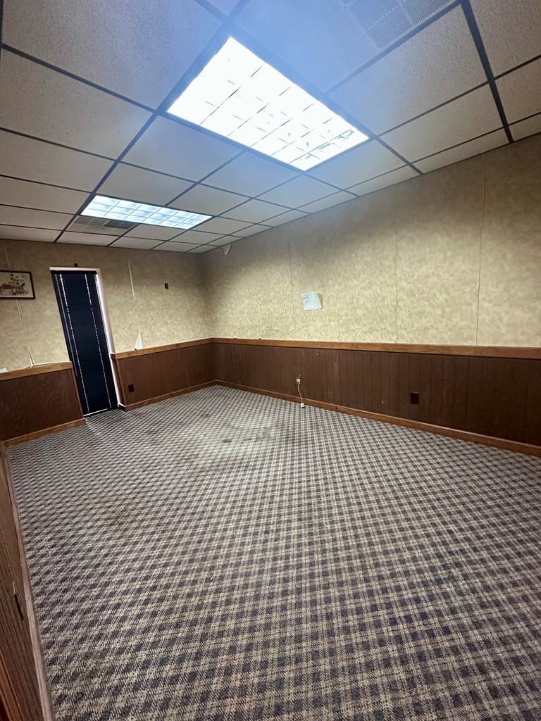 52 NE Austin Avenue, Marietta GA 30060 - Photo