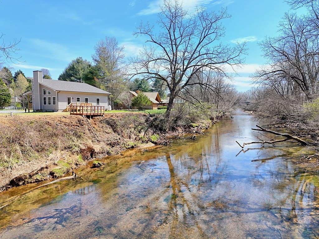 195 Rivers Edge Drive, Hayesville NC 28904 - Photo