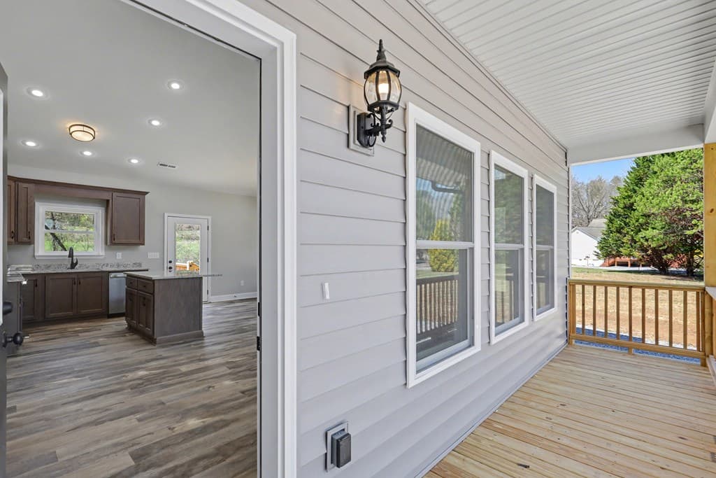 195 Rivers Edge Drive, Hayesville NC 28904 - Photo