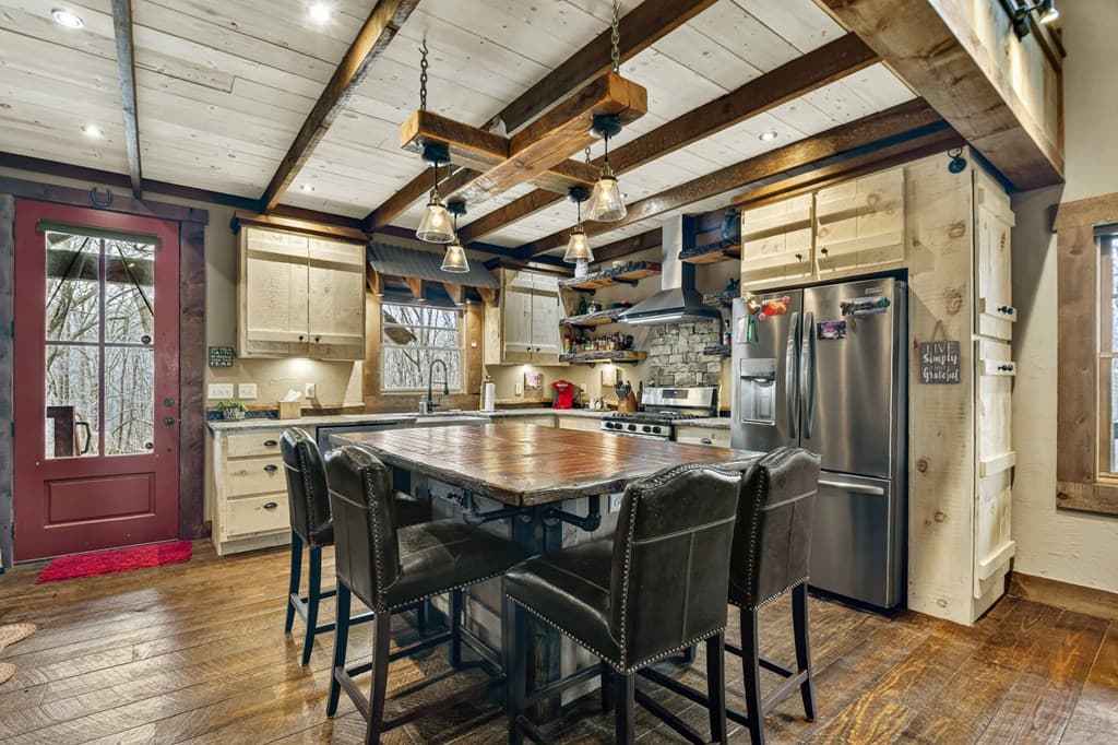 389 Toccoa Preserve Lane, Blue Ridge GA 30513 - Photo