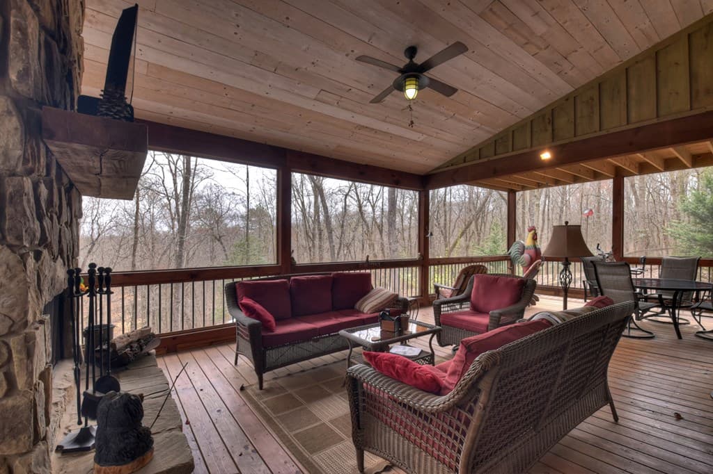 389 Toccoa Preserve Lane, Blue Ridge GA 30513 - Photo
