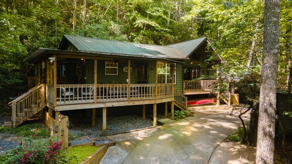1180 Ruby Lake Drive, Hiawassee GA 30546 - Photo