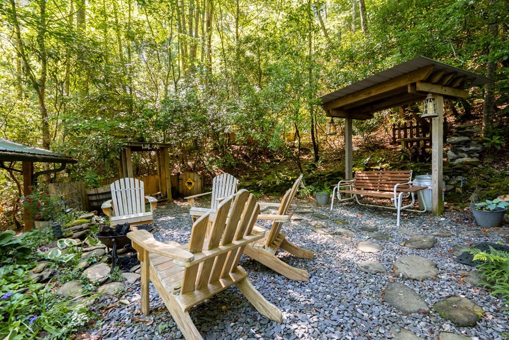 1180 Ruby Lake Drive, Hiawassee GA 30546 - Photo