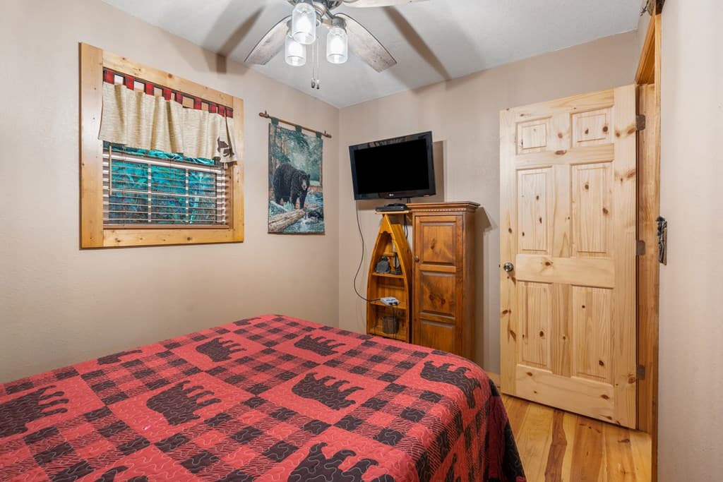 1180 Ruby Lake Drive, Hiawassee GA 30546 - Photo