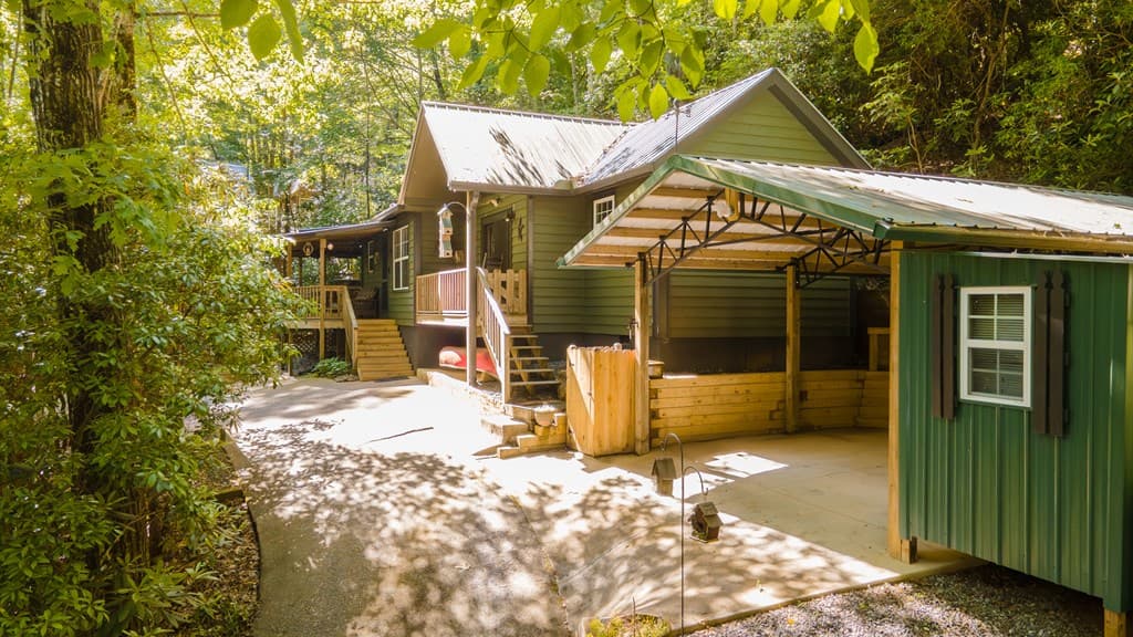 1180 Ruby Lake Drive, Hiawassee GA 30546 - Photo