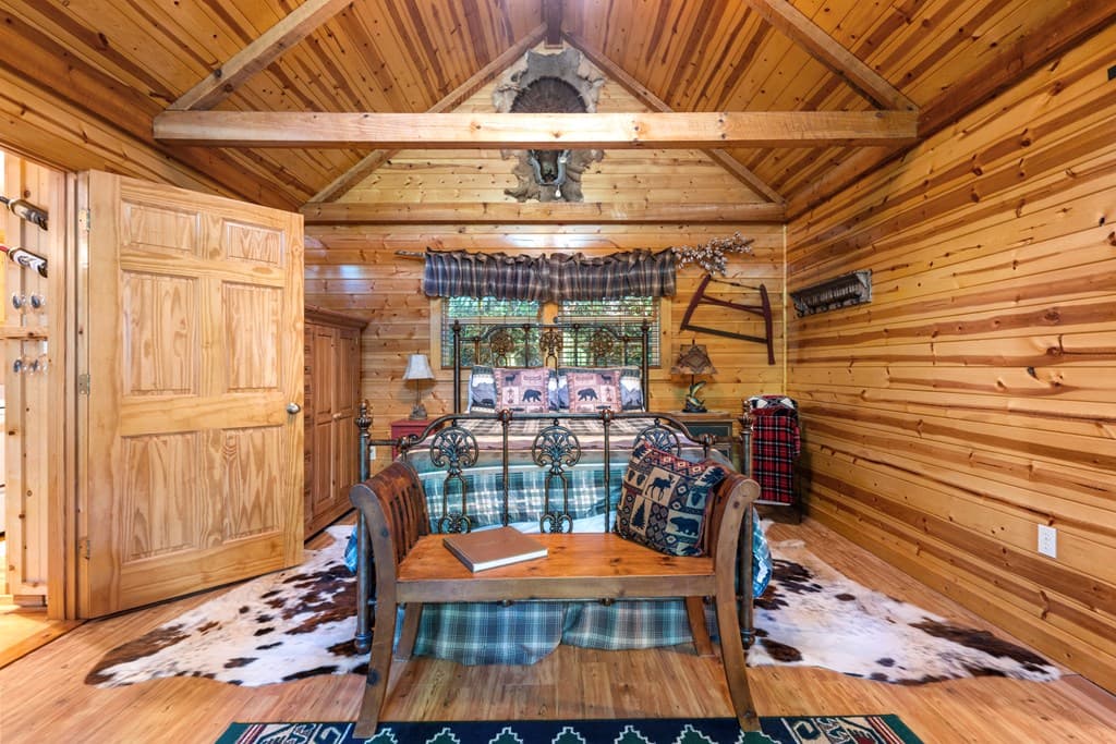 1180 Ruby Lake Drive, Hiawassee GA 30546 - Photo