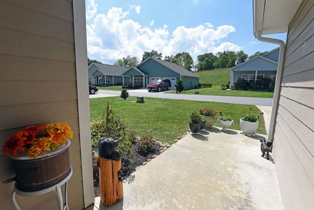 348 Riverwalk Circle, Hayesville NC 28904 - Photo