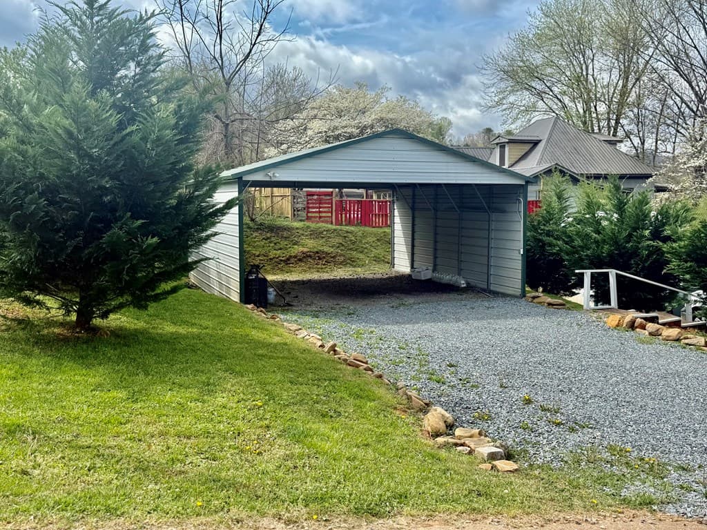 215 Bristol Avenue, Andrews NC 28901 - Photo