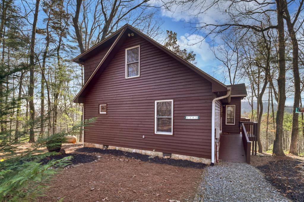 1183 Bear Paw Trail, Blue Ridge GA 30513 - Photo