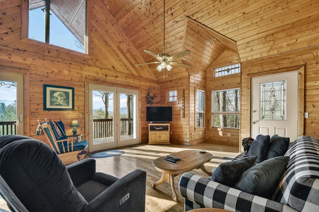 1183 Bear Paw Trail, Blue Ridge GA 30513 - Photo