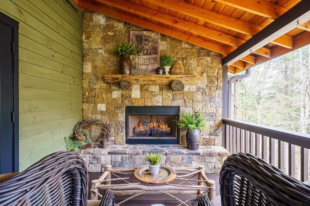 1449 Cherokee Lane, Mccaysville GA 30555 - Photo