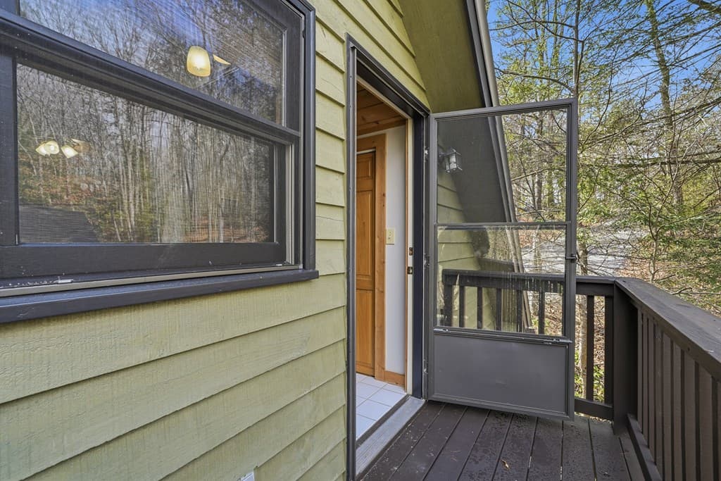1449 Cherokee Lane, Mccaysville GA 30555 - Photo