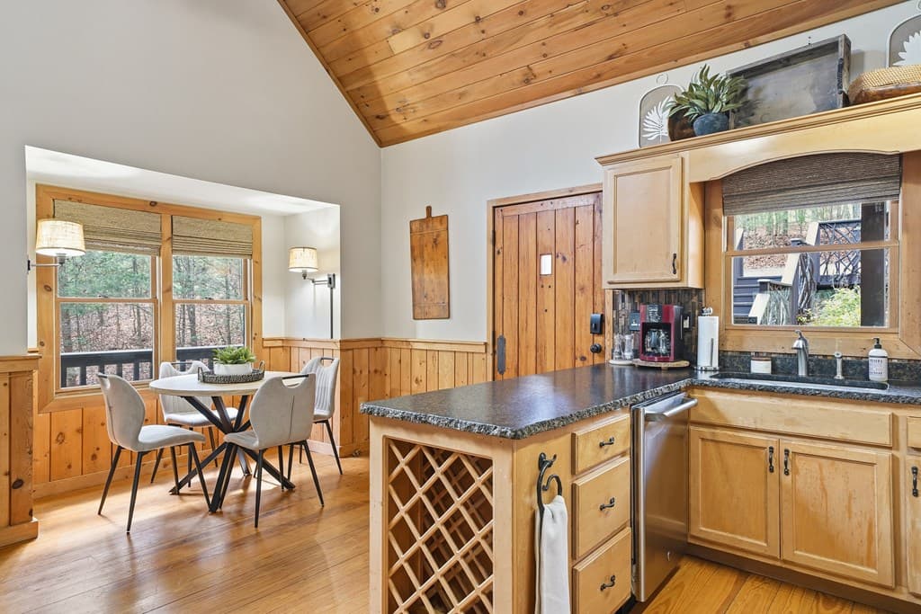 1449 Cherokee Lane, Mccaysville GA 30555 - Photo
