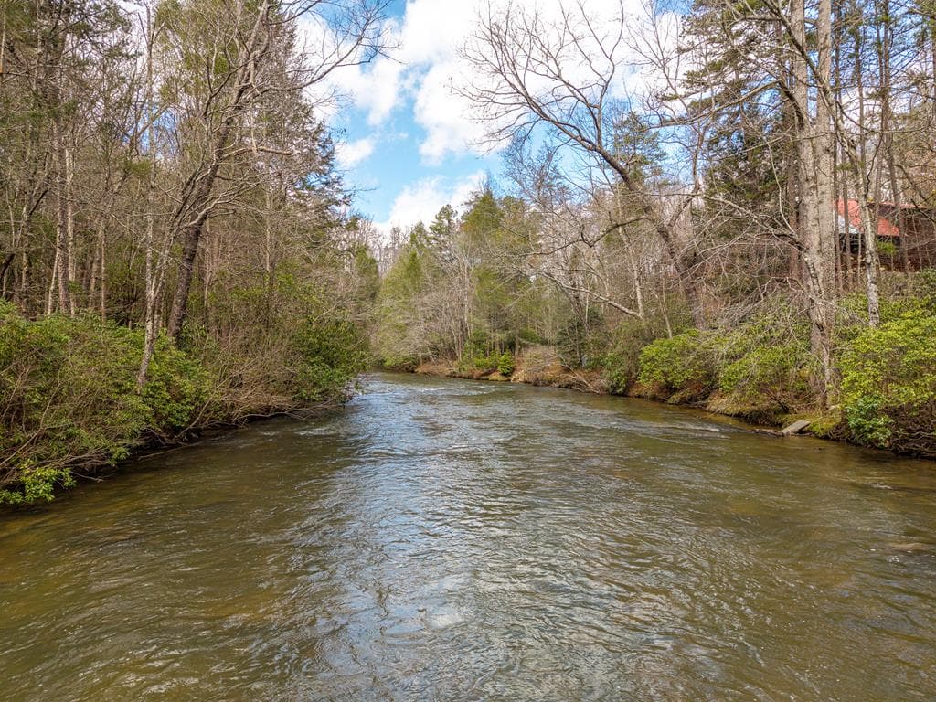 1449 Cherokee Lane, Mccaysville GA 30555 - Photo