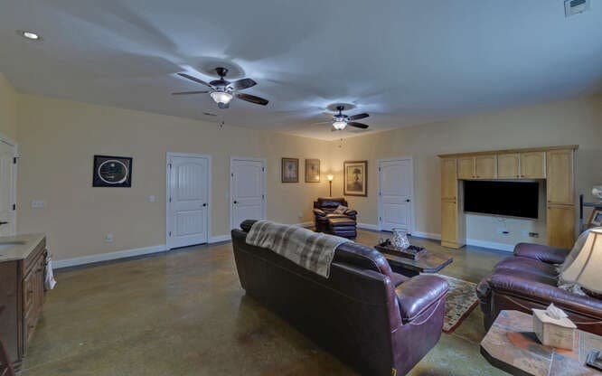685 Barefoot Road, Hiawassee GA 30546 - Photo