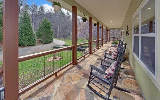 685 Barefoot Road, Hiawassee GA 30546 - Photo