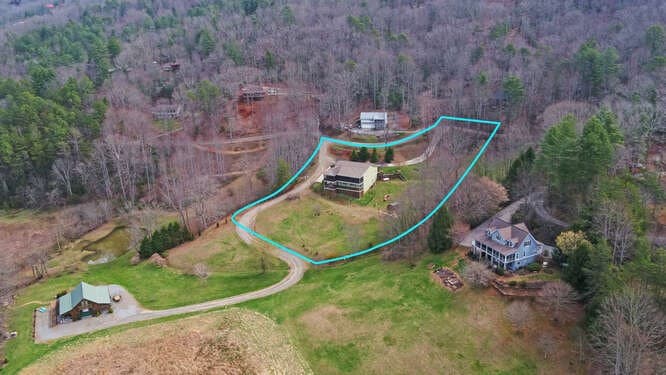 685 Barefoot Road, Hiawassee GA 30546 - Photo
