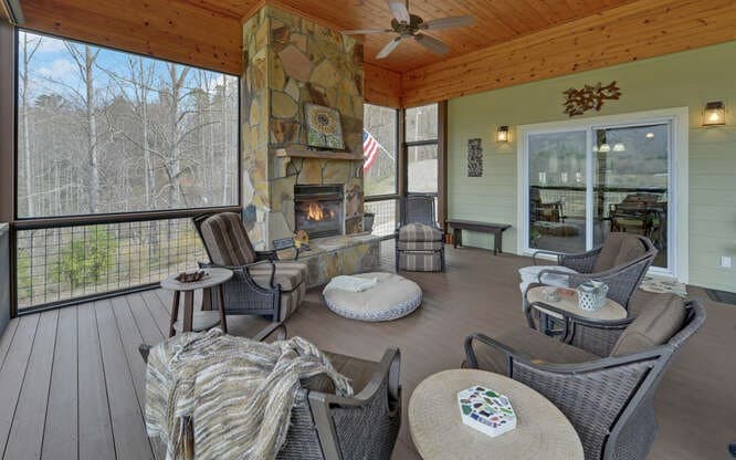 685 Barefoot Road, Hiawassee GA 30546 - Photo