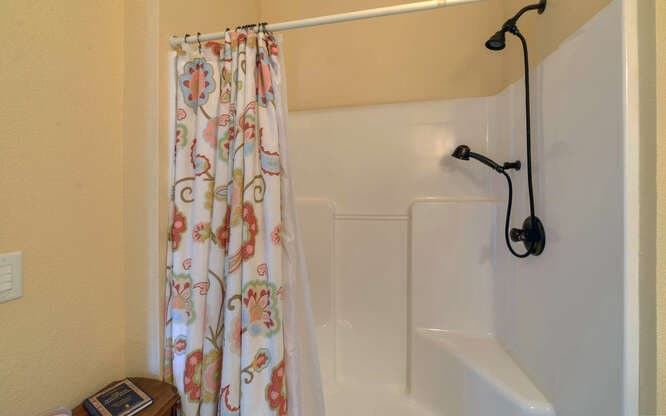 685 Barefoot Road, Hiawassee GA 30546 - Photo