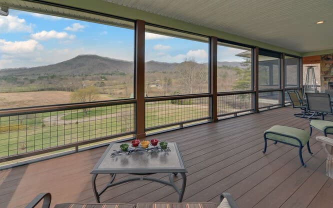 685 Barefoot Road, Hiawassee GA 30546 - Photo