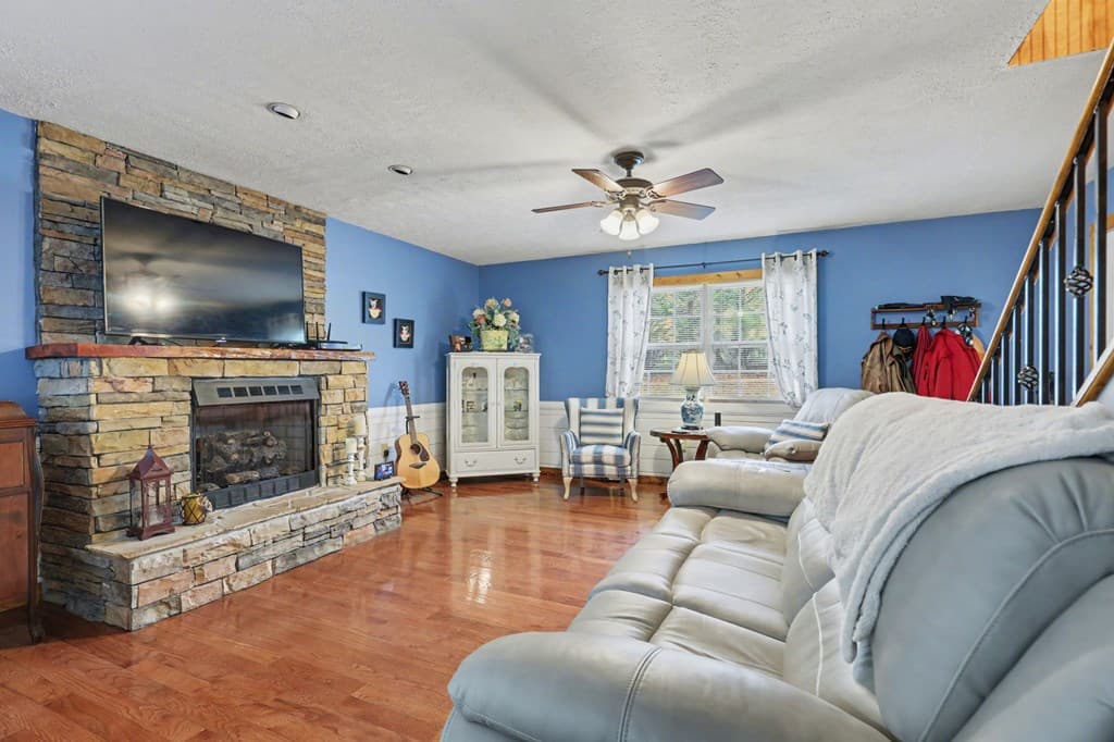 91 Margie Lane, Blairsville GA 30512 - Photo
