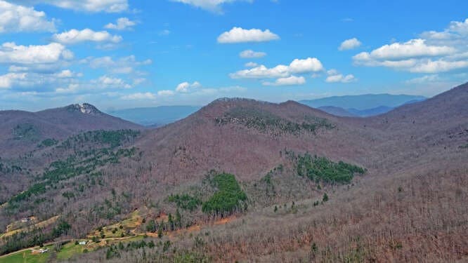 279 Collins Creek Road, Hiawassee GA 30546 - Photo