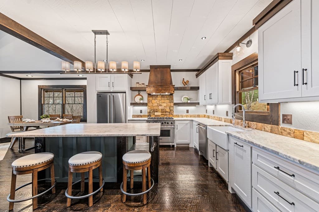 895 Price Road, Blue Ridge GA 30513 - Photo