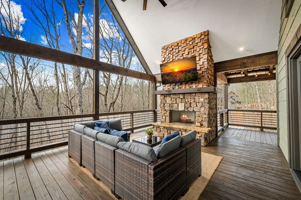 895 Price Road, Blue Ridge GA 30513 - Photo