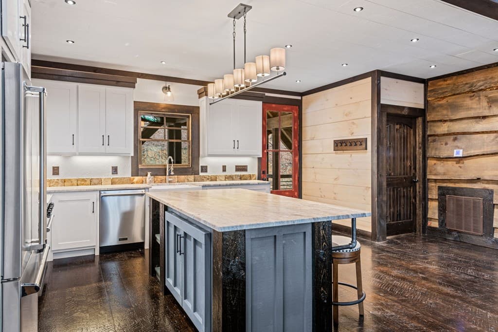 895 Price Road, Blue Ridge GA 30513 - Photo